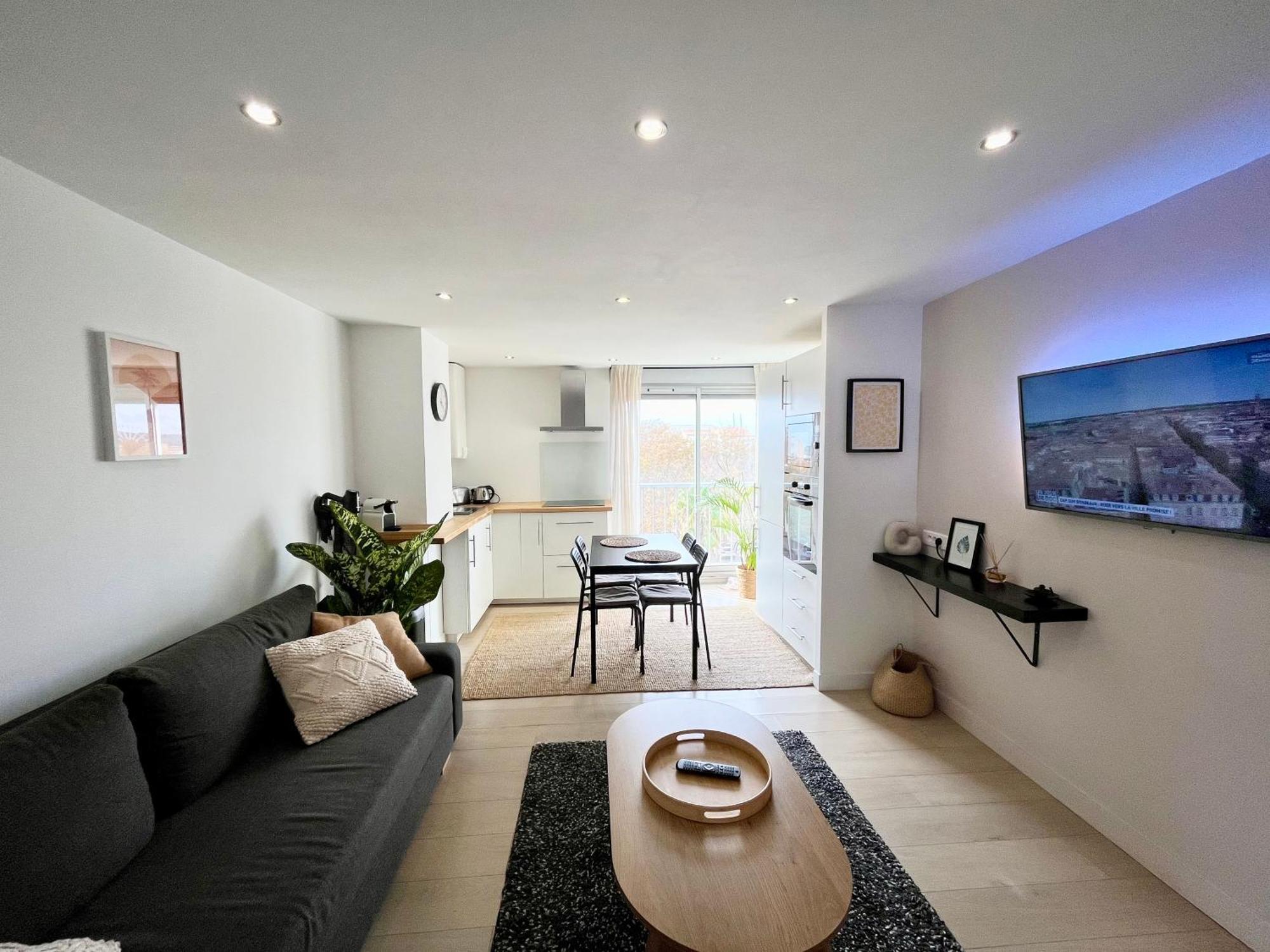 Les Falaises Apartment